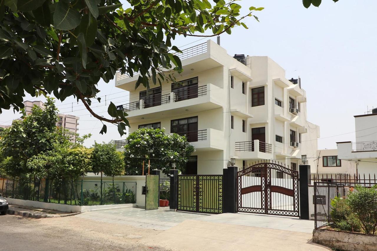 OYO Flagship 595 Aravali Residency Otel Gurgaon Dış mekan fotoğraf